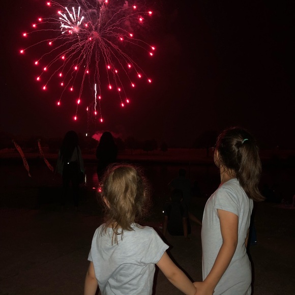 Meet your Posher, Ozlem - Picture 1 of 1